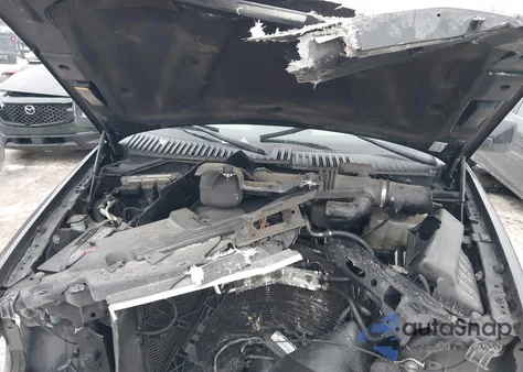 2010 Lincoln Navigator z USA, uszkodzony, nr VIN 5LMJJ2H5XAEJ02173